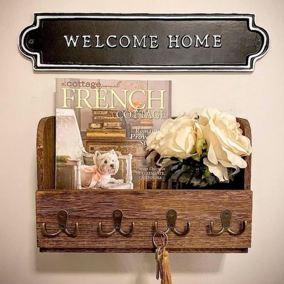 NEW Wooden rustic shelf with hooks - Picture 2 of 6